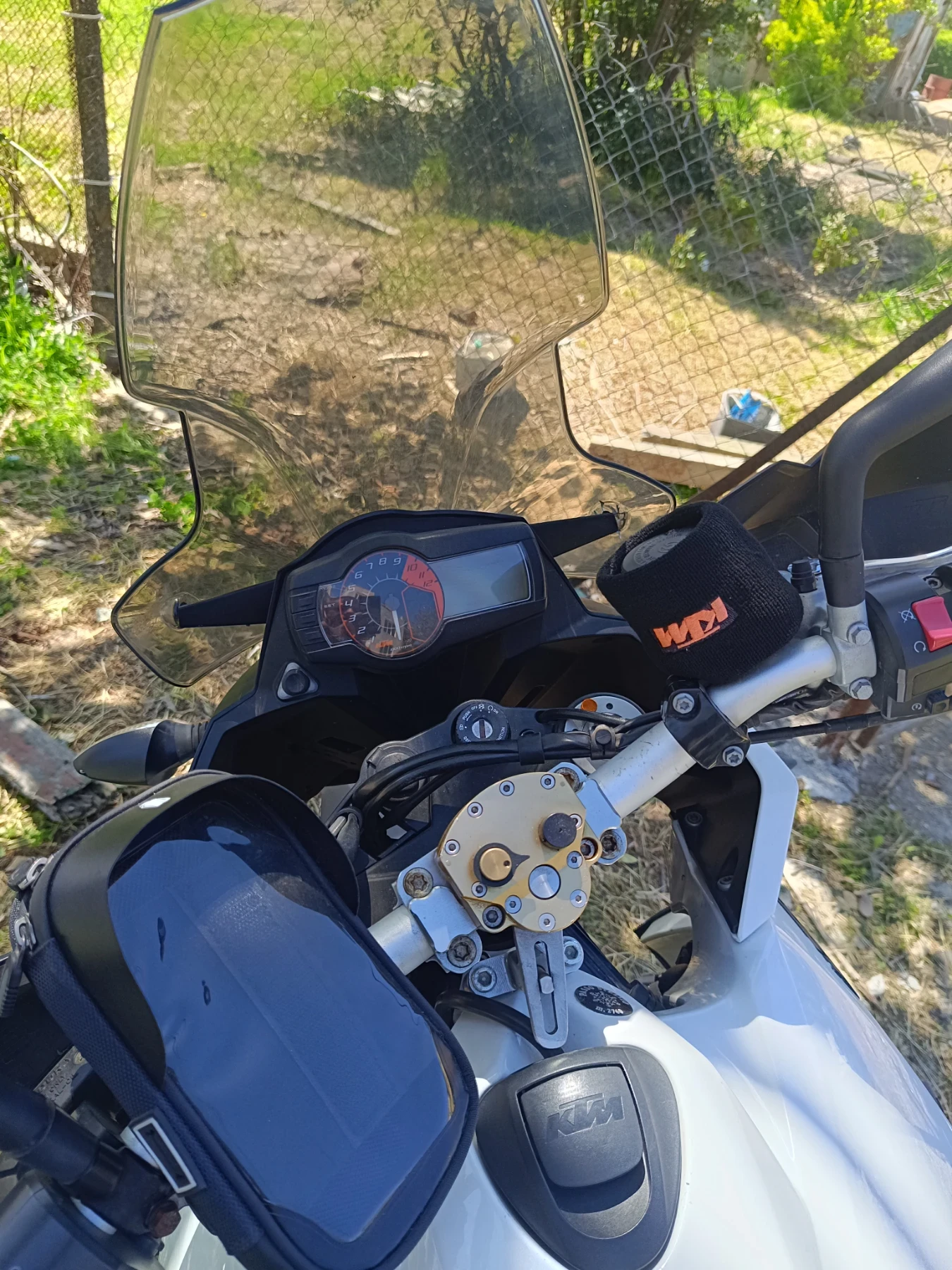Ktm 990 Supermoto - изображение 2