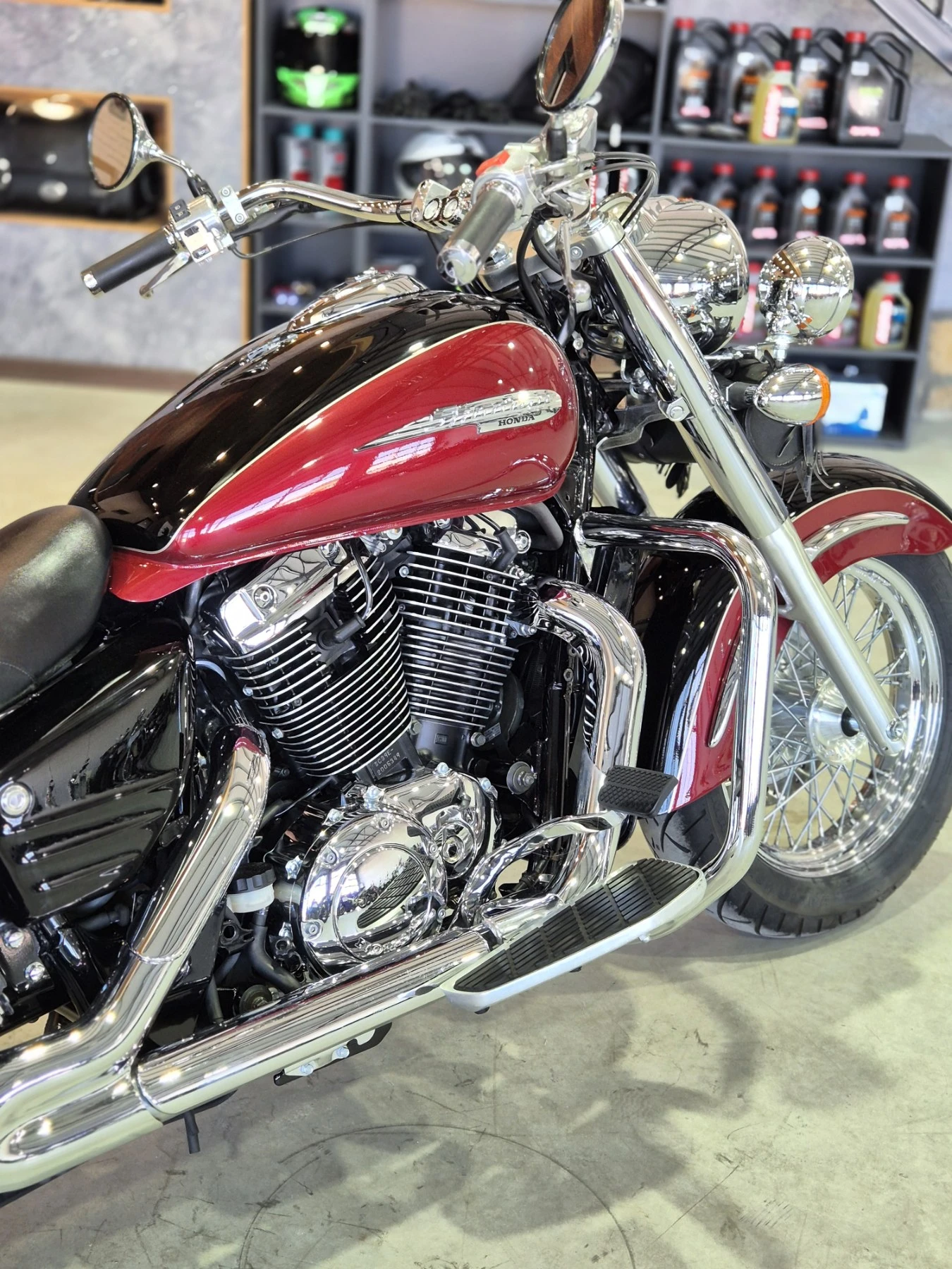 Honda Shadow  VT 1100 C3 A2 категория НОВ ВНОС ОТ ШВЕЙЦАРИЯ!!, снимка 11 - Мотоциклети и мототехника - 54683551
