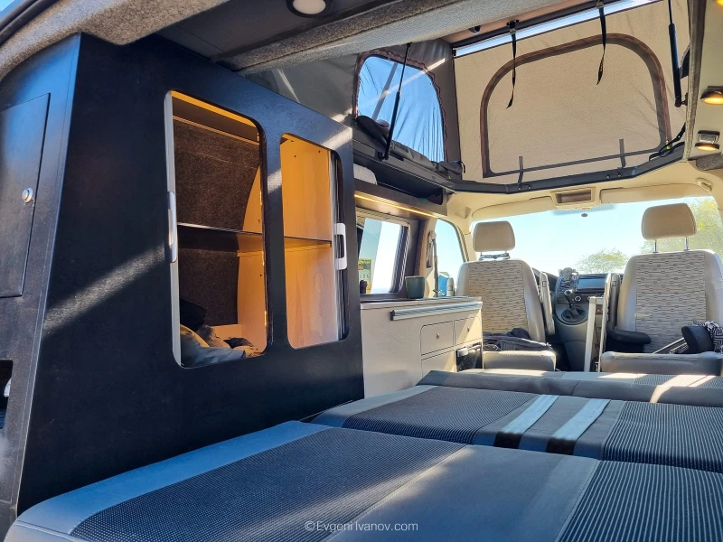 Кемпер VW Transporter, снимка 9 - Каравани и кемпери - 52338590