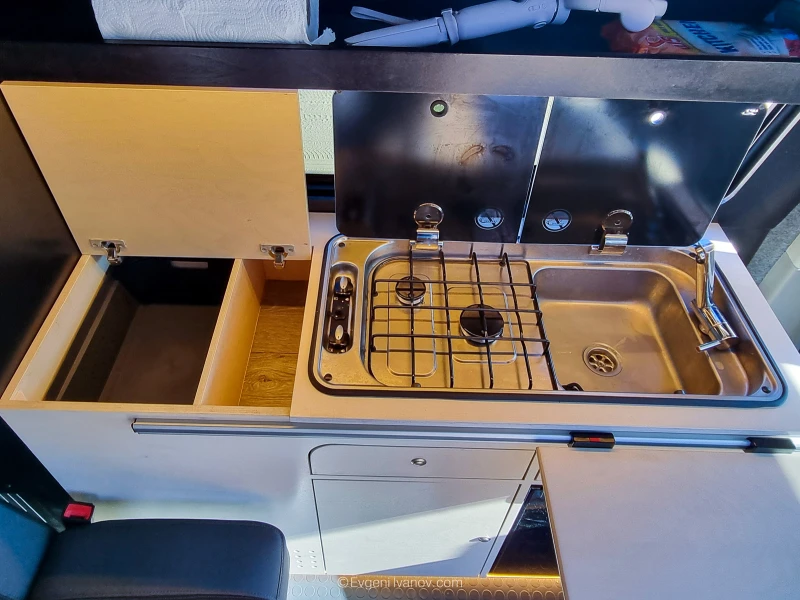 Кемпер VW Transporter, снимка 5 - Каравани и кемпери - 52338590