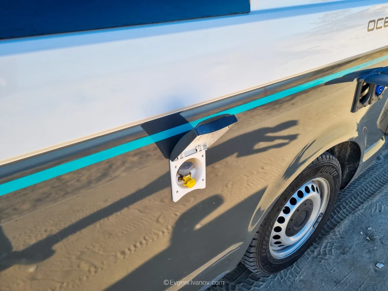 Кемпер VW Transporter, снимка 15 - Каравани и кемпери - 52338590