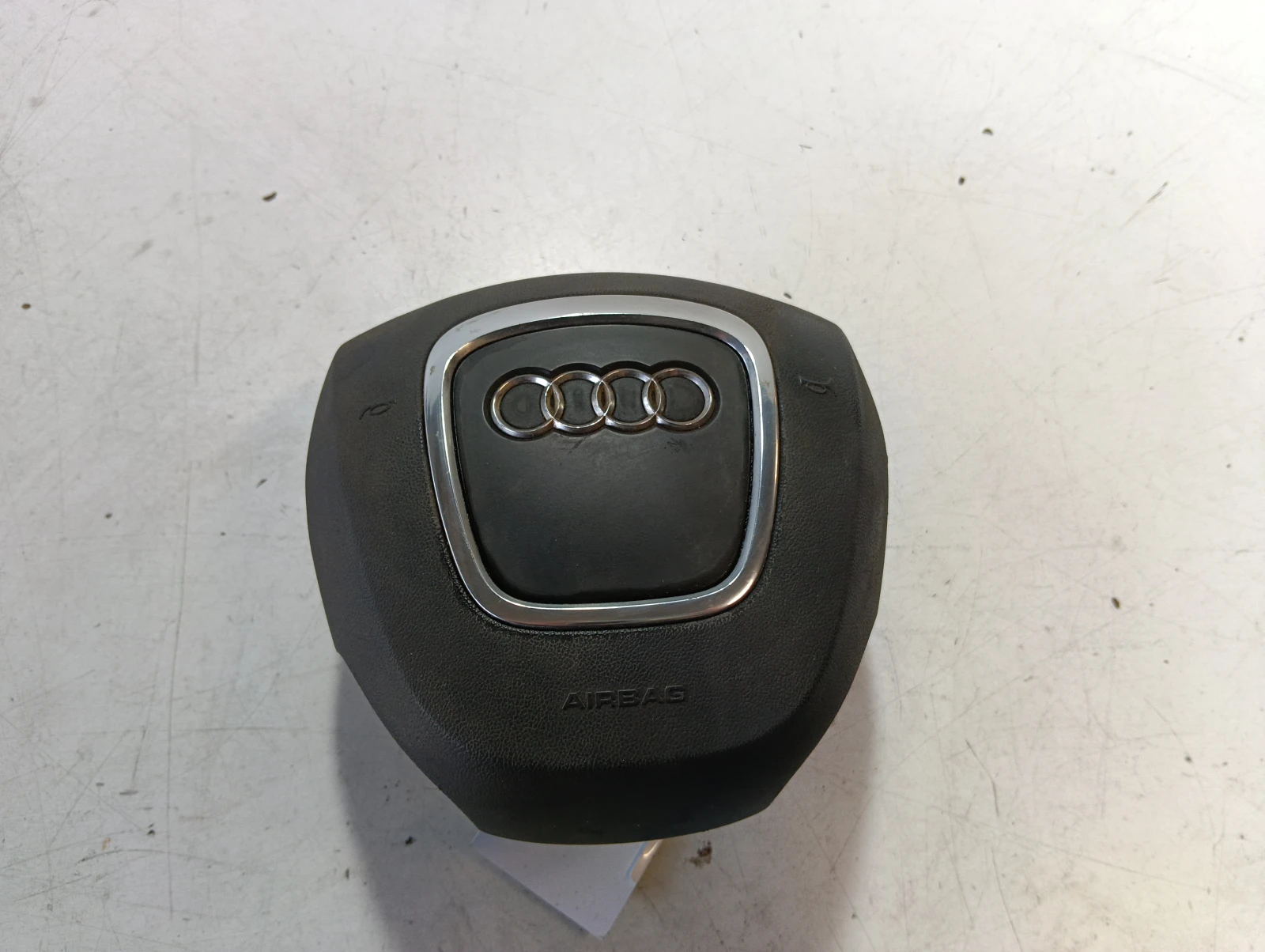 еърбег (волан) 8K0880201C Audi A4