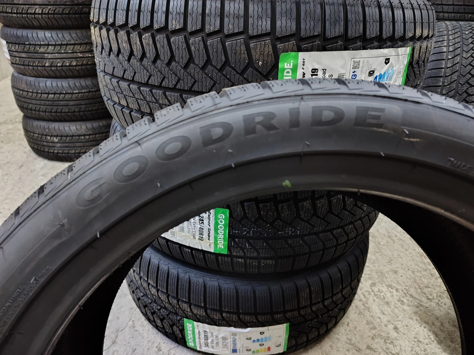  245/40R19 | Mobile.bg   5