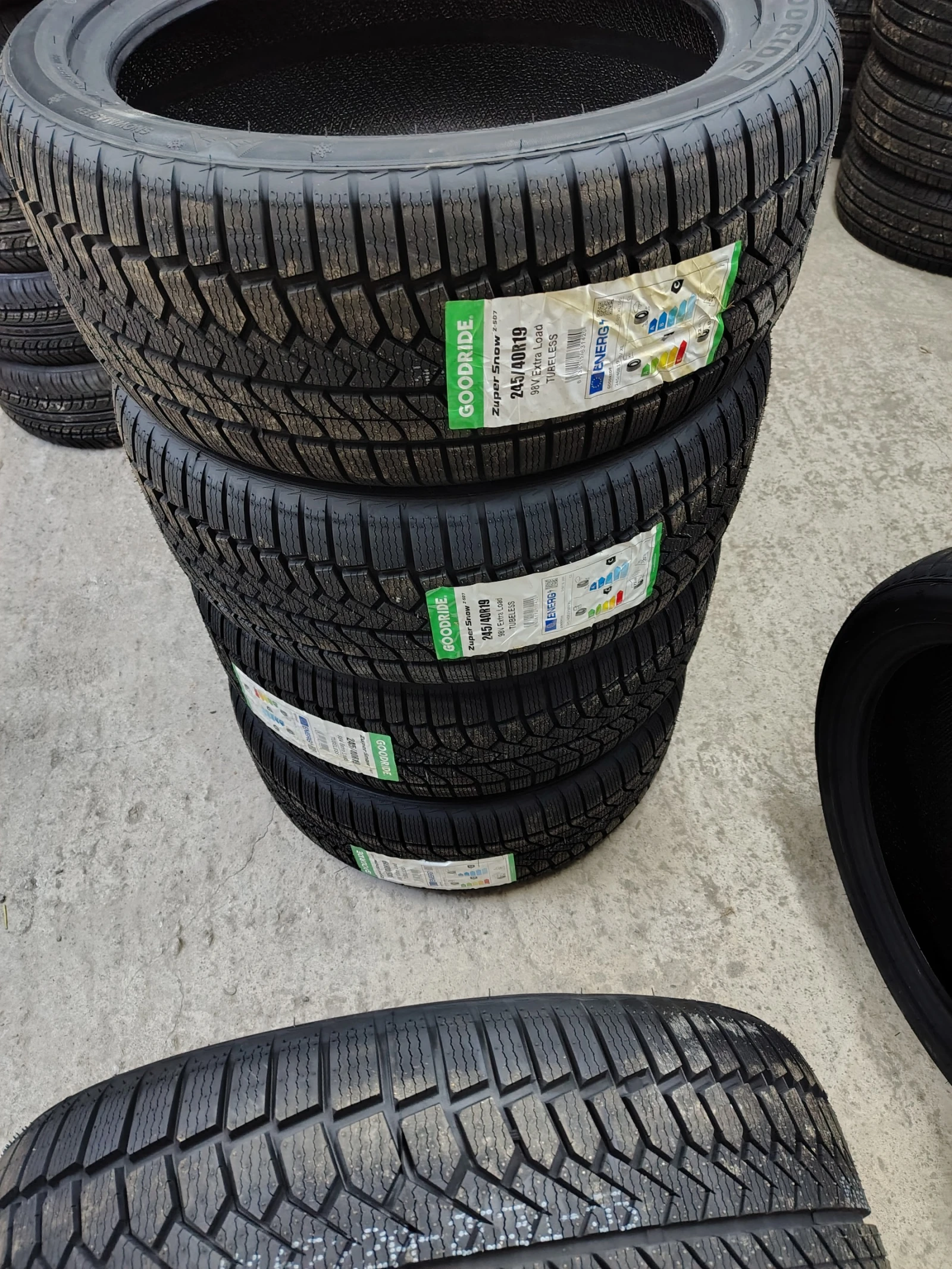  245/40R19 | Mobile.bg   8