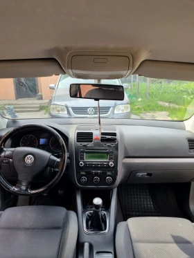 VW Golf 1.6 FSI , снимка 10