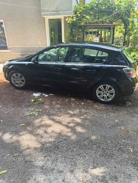 Opel Astra, снимка 1
