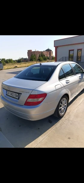 Mercedes-Benz C 180, снимка 4