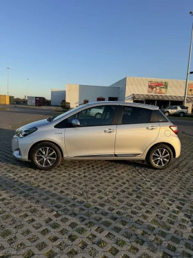 Toyota Yaris 1.5 HIBRID, снимка 3