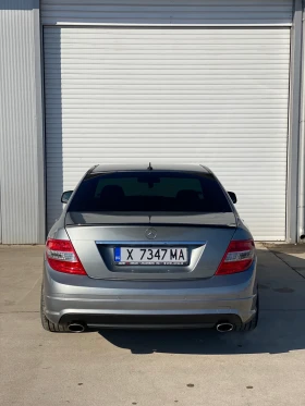 Mercedes-Benz C 320, снимка 4