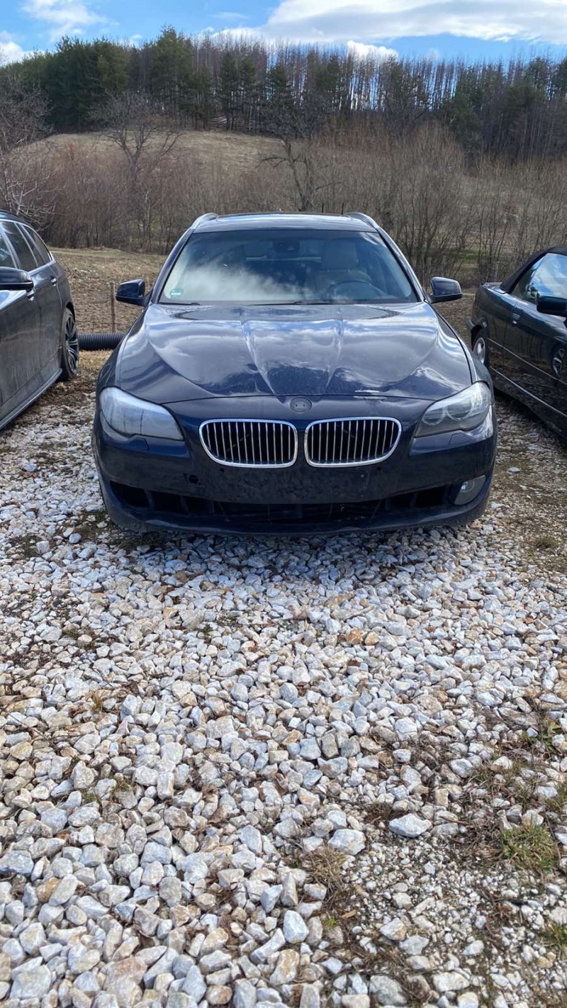 BMW 520, снимка 1 - Автомобили и джипове - 45552581