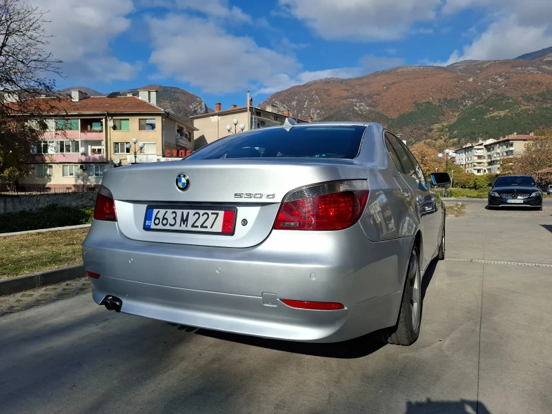 BMW 530 Парктроник/Голяма Навигация/Лизинг, снимка 6 - Автомобили и джипове - 49905945