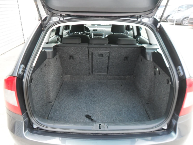 Skoda Octavia 1, 6-TDI-4X4-ITALY-KLIMATRONIK, снимка 10 - Автомобили и джипове - 50022610