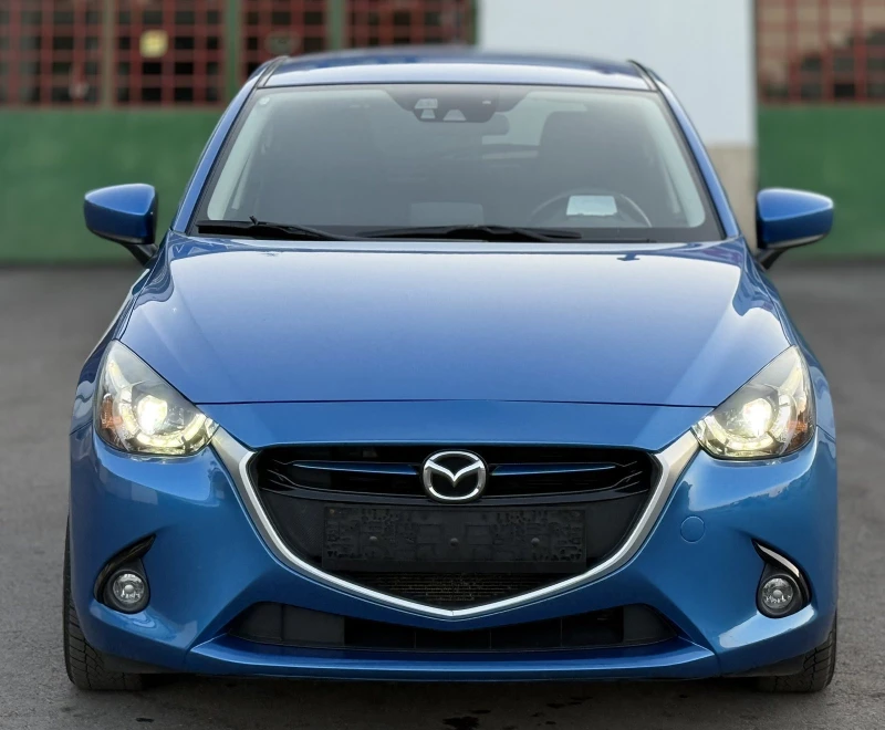 Mazda 2 1.5i 6ск Швейцария, снимка 2 - Автомобили и джипове - 50952064