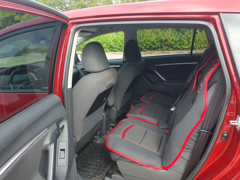 Toyota Verso EDITION S+ , снимка 8 - Автомобили и джипове - 53136747