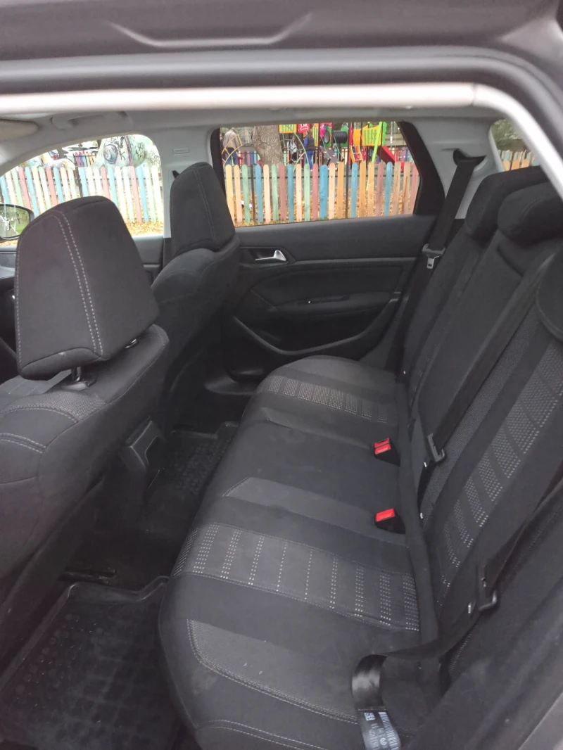 Peugeot 308 SW , снимка 13 - Автомобили и джипове - 52238104