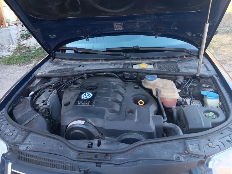 VW Passat 1.9тди, снимка 12 - Автомобили и джипове - 52481363
