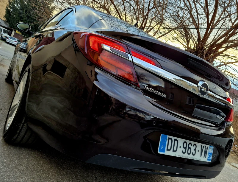 Opel Insignia 2.0d-COSMO-LUX-NAVI-6speed, снимка 5 - Автомобили и джипове - 52968789