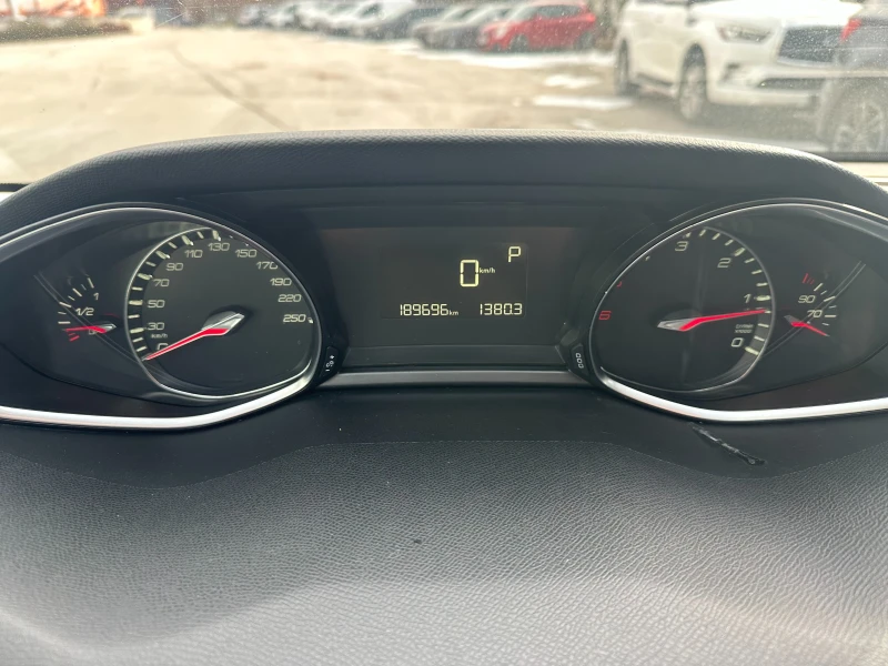 Peugeot 308 2.0d 150 к.с./ГАРАНЦИЯ ОТ КЕНТАВЪР , снимка 13 - Автомобили и джипове - 53086933