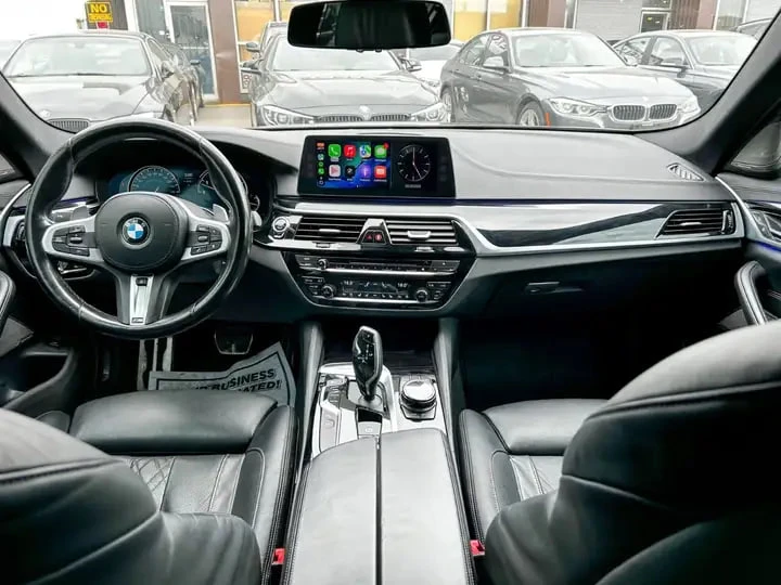 BMW 540 * 4dr Sdn 540i xDrive AWD * CARFAX * ЦЕНА ДО БГ, снимка 9 - Автомобили и джипове - 55080016