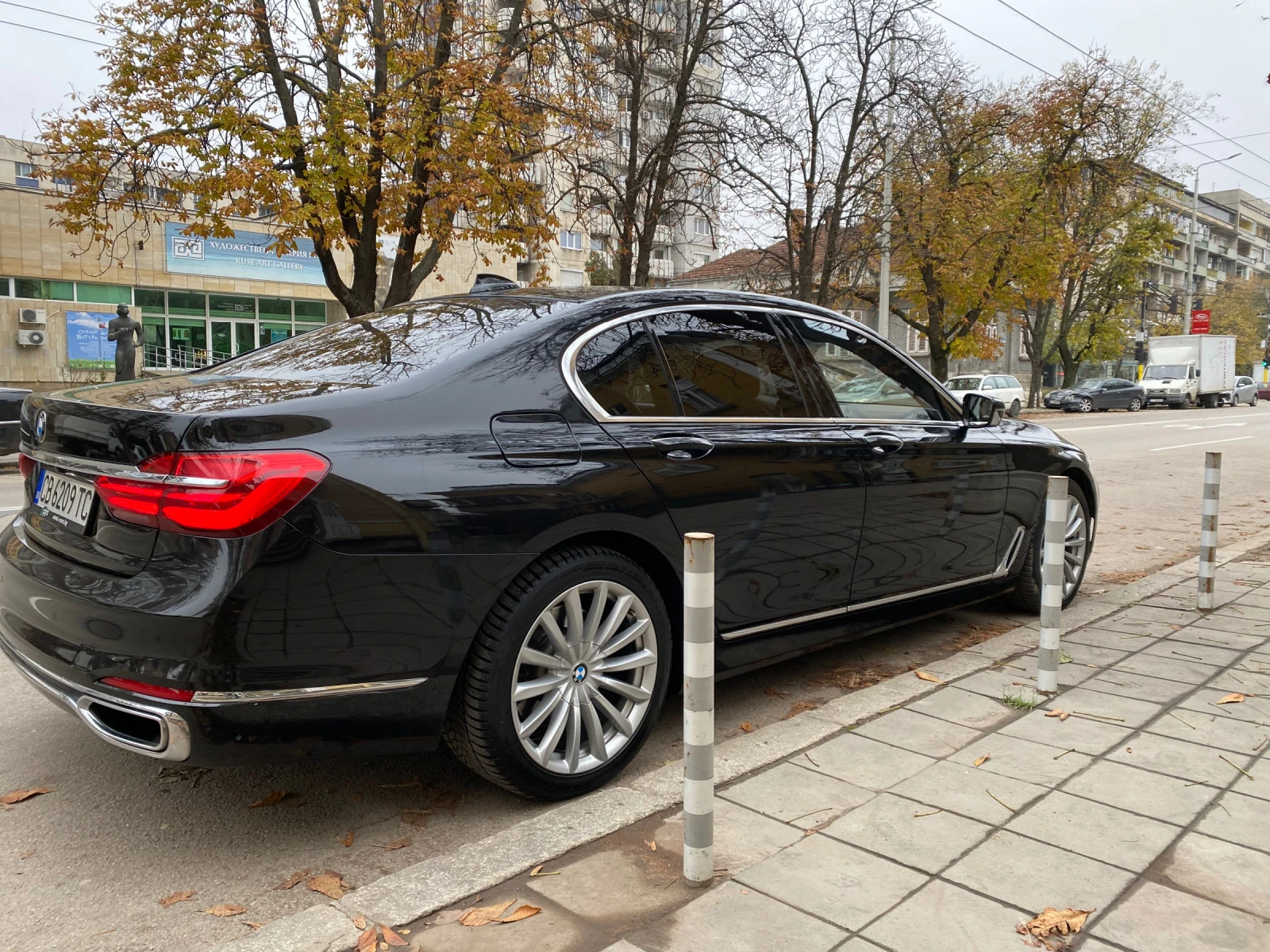 BMW 730 xDrive Business/Laser/360/H&K - изображение 6