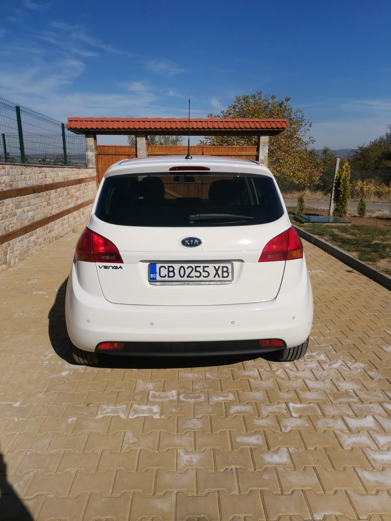 Kia Venga 1.4 - изображение 4