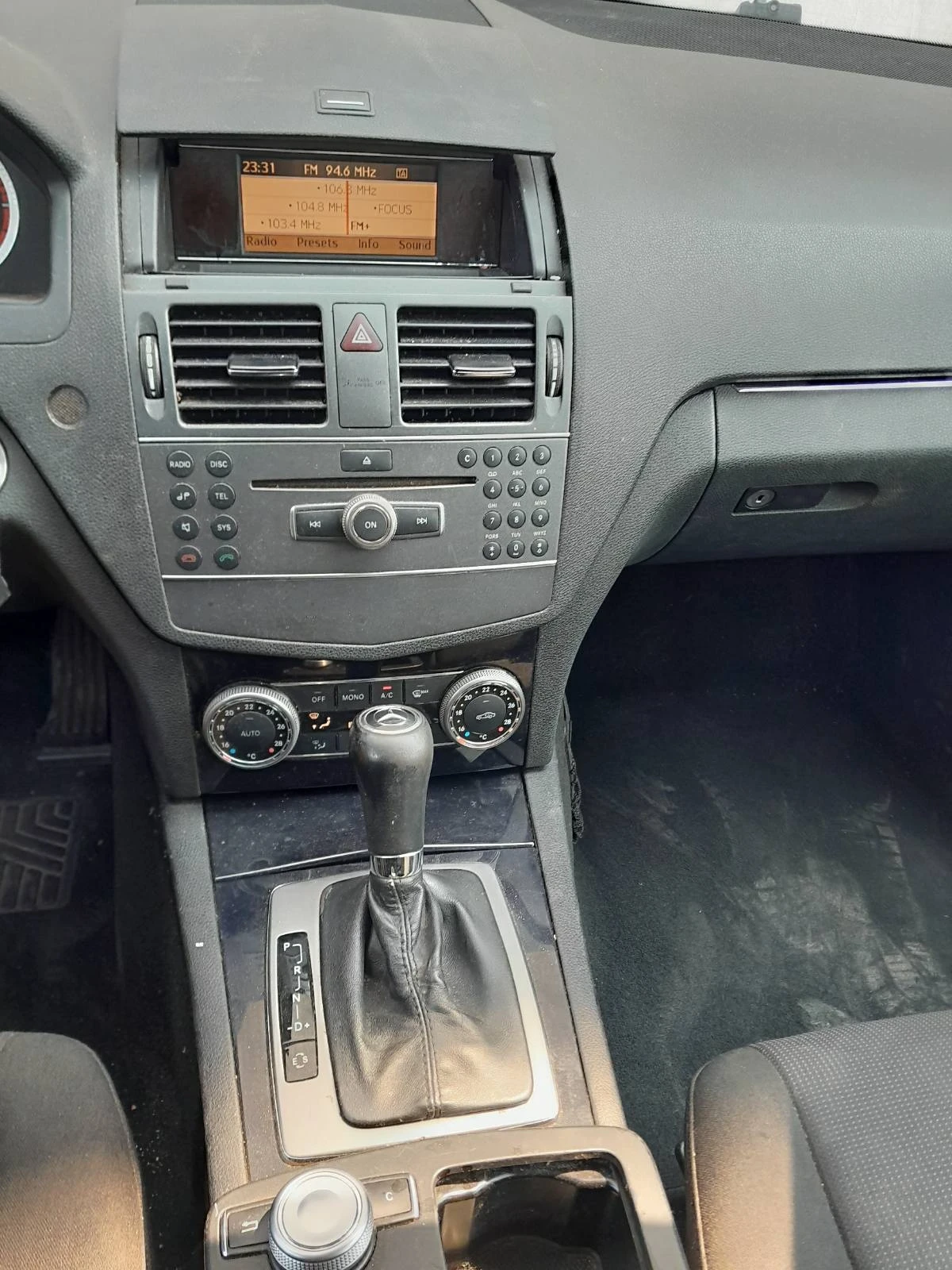 Mercedes-Benz C 200  - изображение 3
