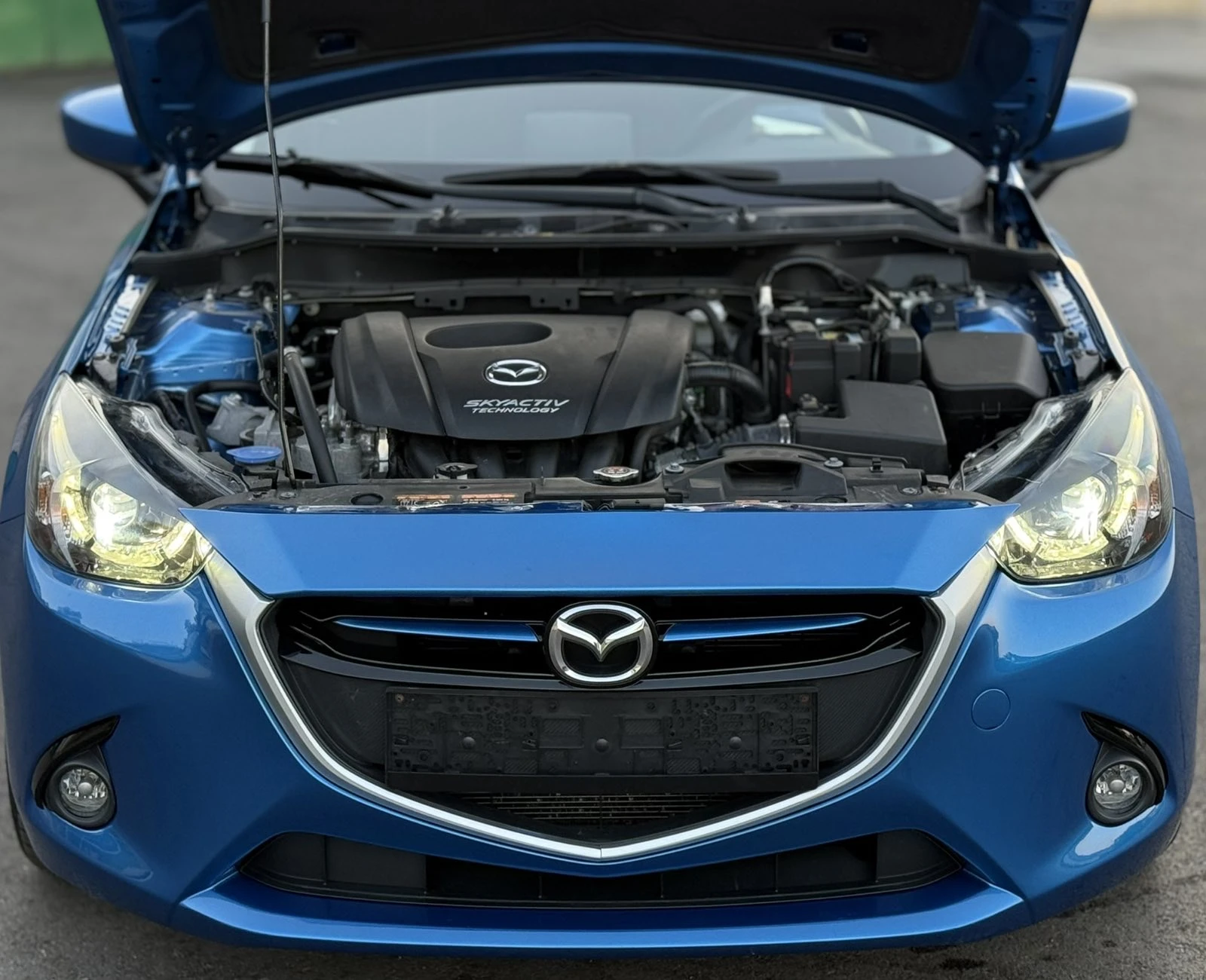 Mazda 2 1.5i 6  | Mobile.bg   15
