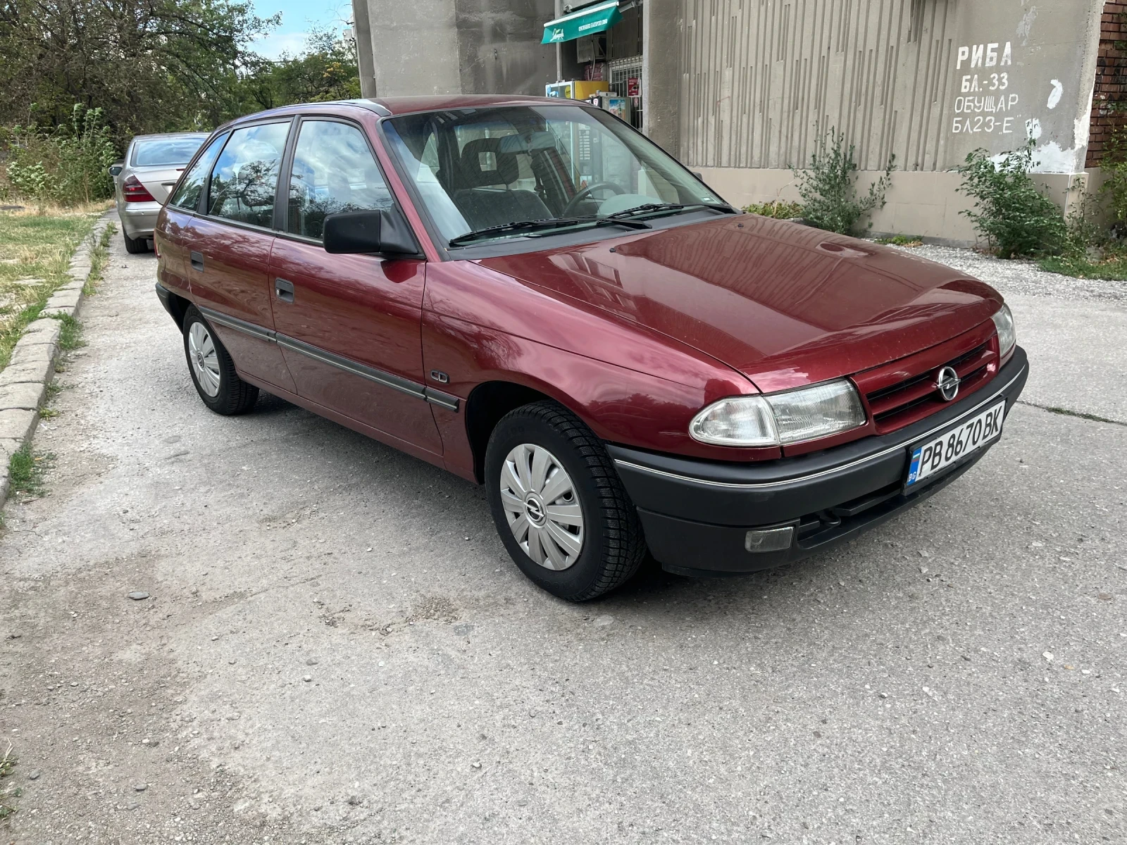 Opel Astra 1, 6 101кс - изображение 2