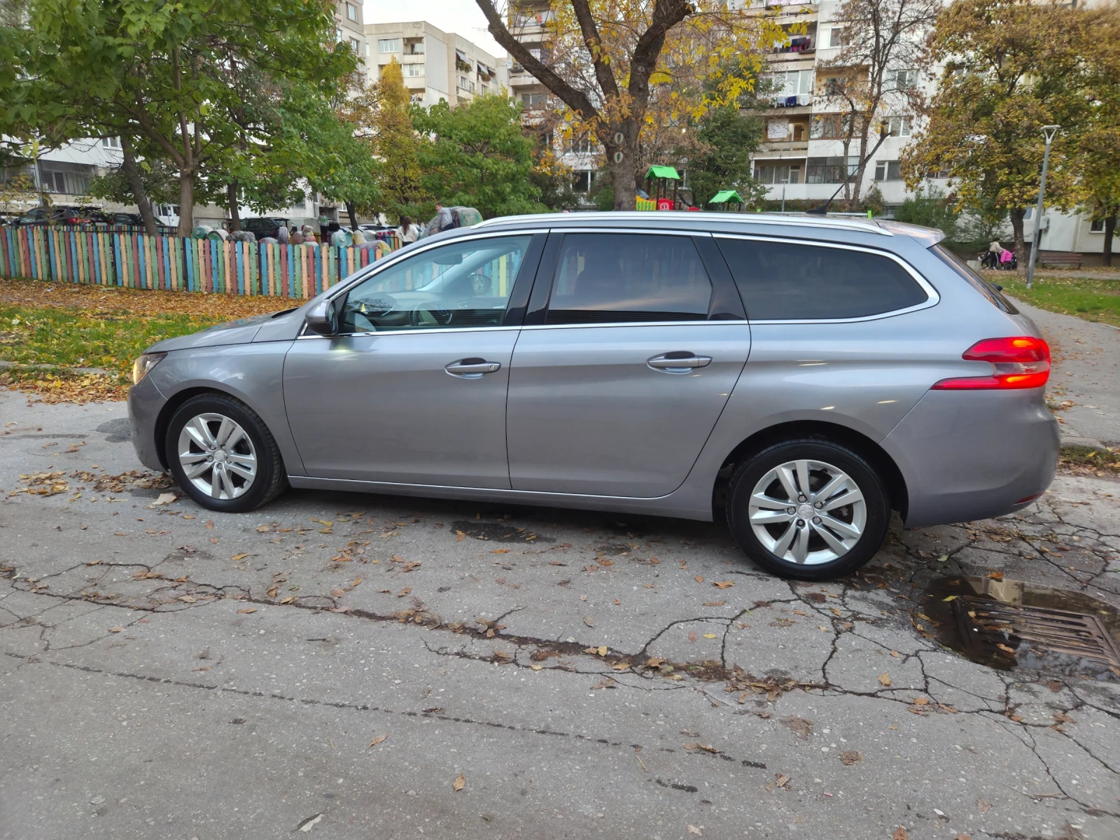 Peugeot 308 SW  - изображение 2
