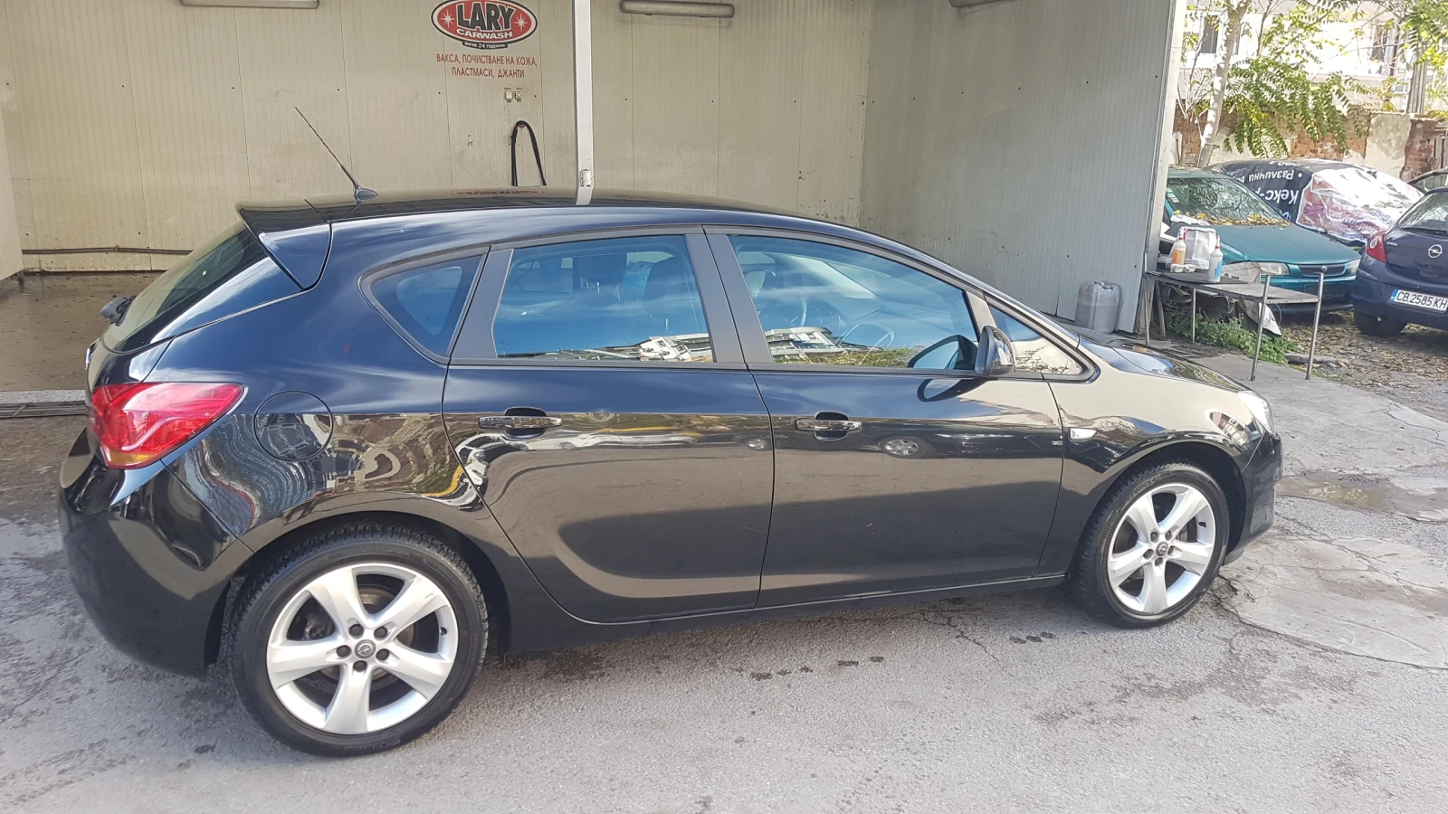 Opel Astra 1.4i-153 x .km UNIKAT | Mobile.bg — изображение 4
