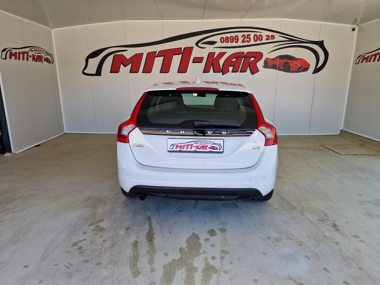 Volvo V60 2.0 163kc EURO 5A TOP, снимка 4 - Автомобили и джипове - 52884982