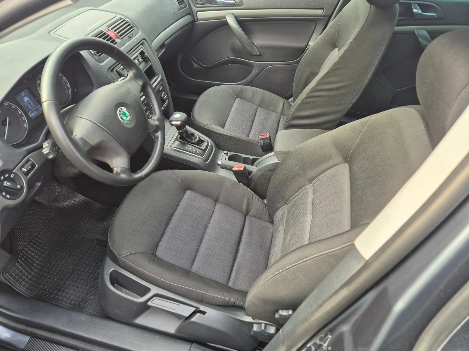 Skoda Octavia 2.0TDI - изображение 8