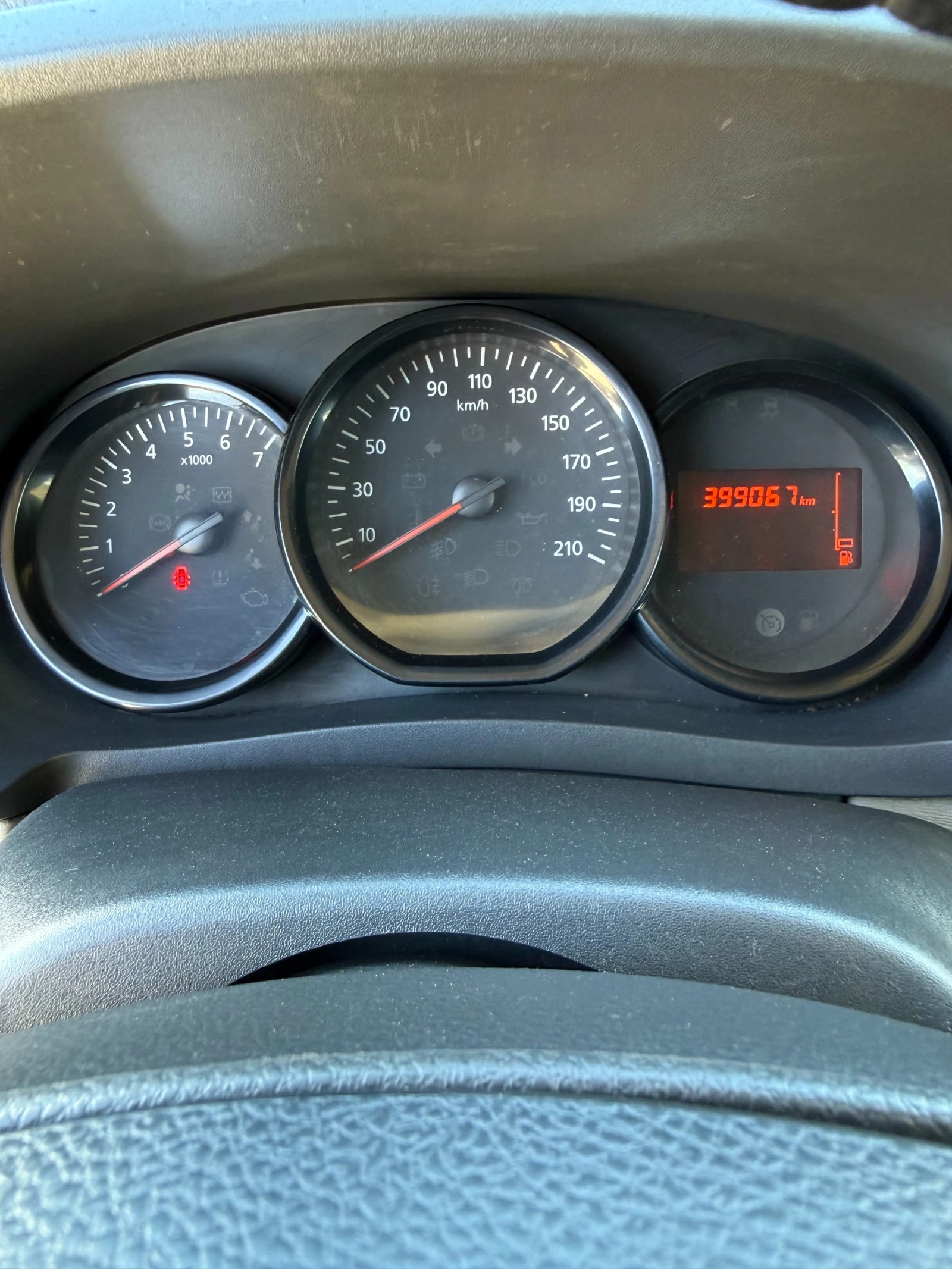 Dacia Dokker, снимка 11 - Автомобили и джипове - 53862223