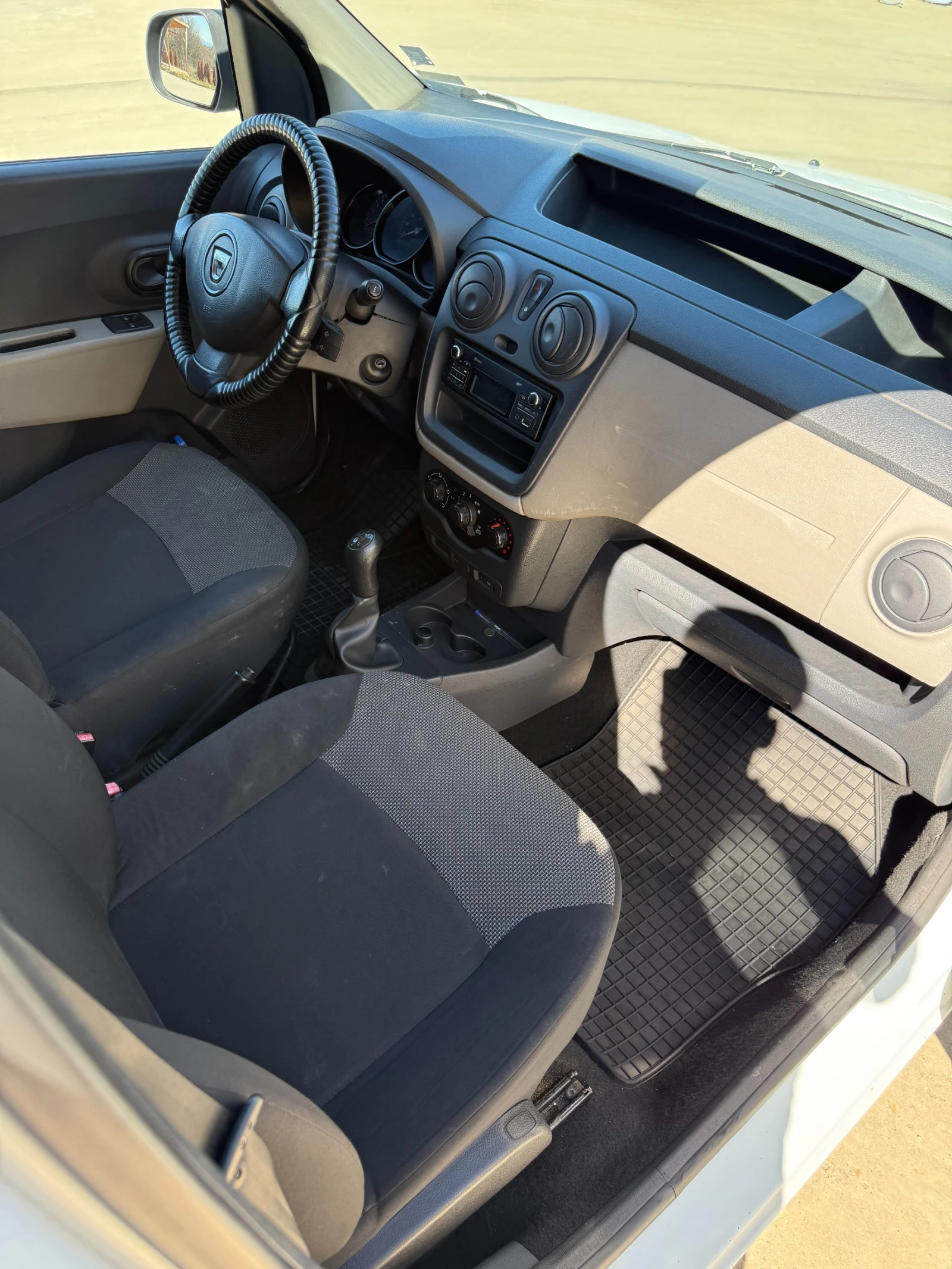 Dacia Dokker, снимка 9 - Автомобили и джипове - 53862223