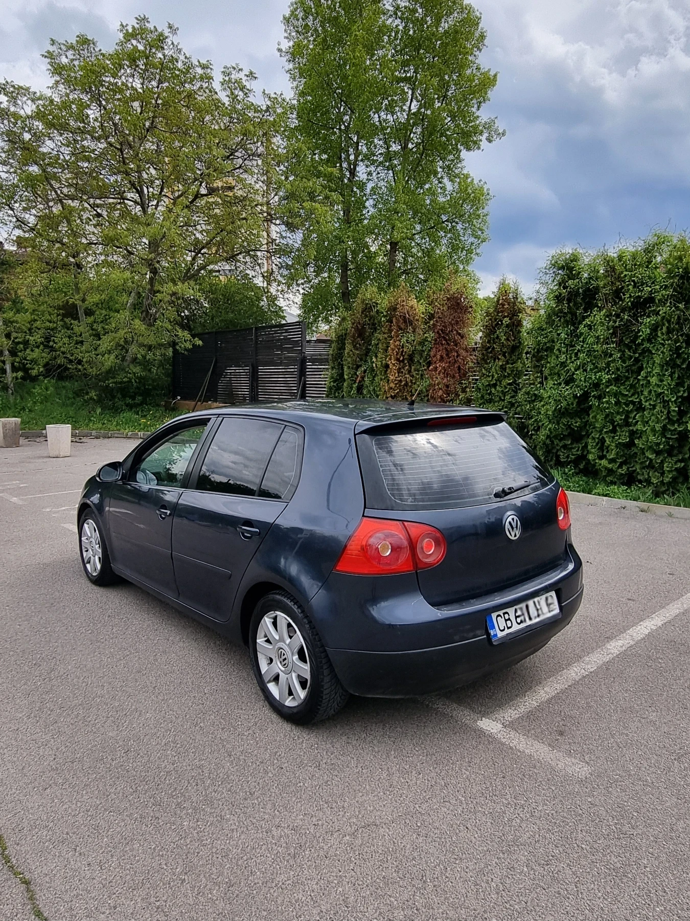 VW Golf 1.6 FSI , снимка 6 - Автомобили и джипове - 54364566