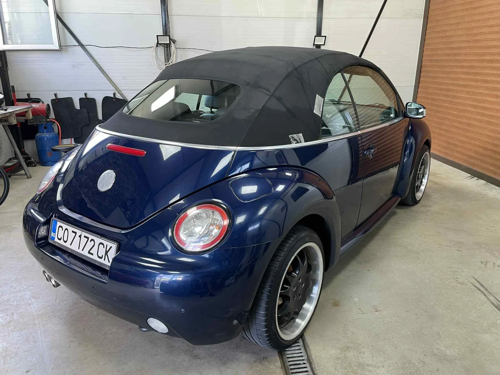 VW New beetle, снимка 4 - Автомобили и джипове - 54383100