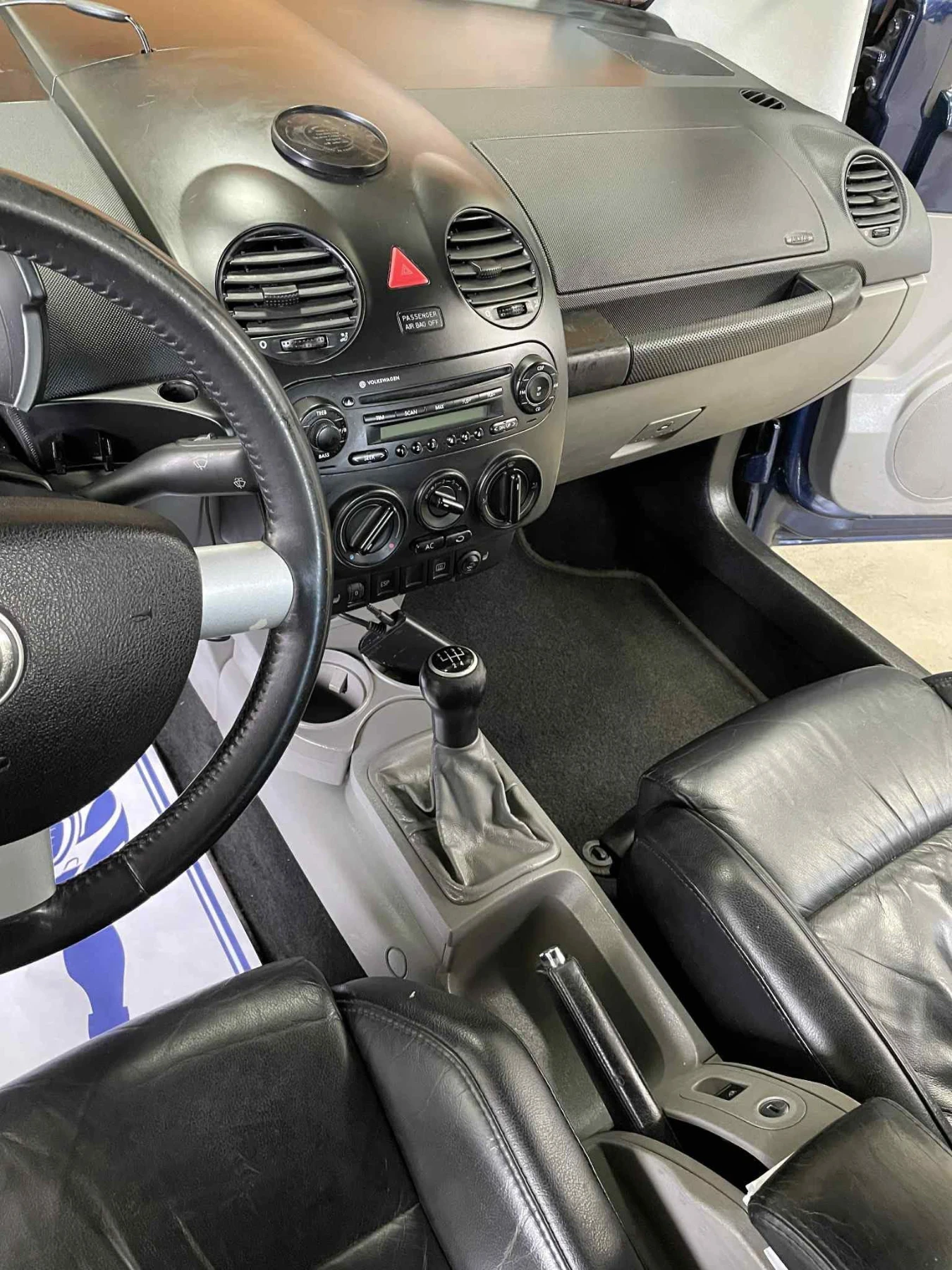 VW New beetle, снимка 6 - Автомобили и джипове - 54383100