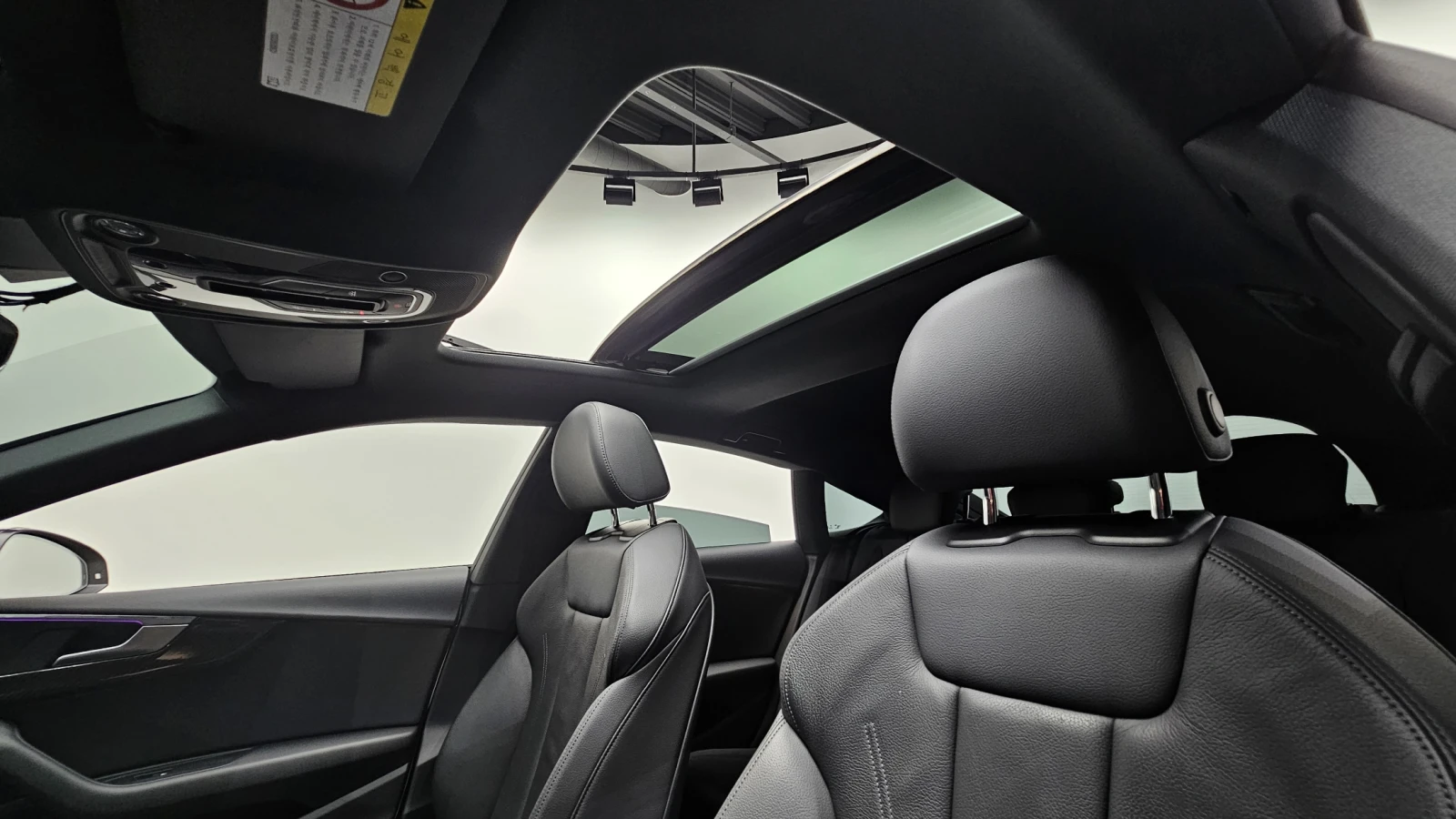 Audi A5 45 TFSI Quattro Disi* Panorama* HeadUp, снимка 14 - Автомобили и джипове - 54912999