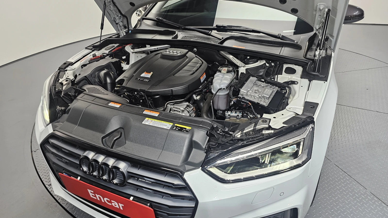 Audi A5 45 TFSI Quattro Disi* Panorama* HeadUp, снимка 5 - Автомобили и джипове - 54912999