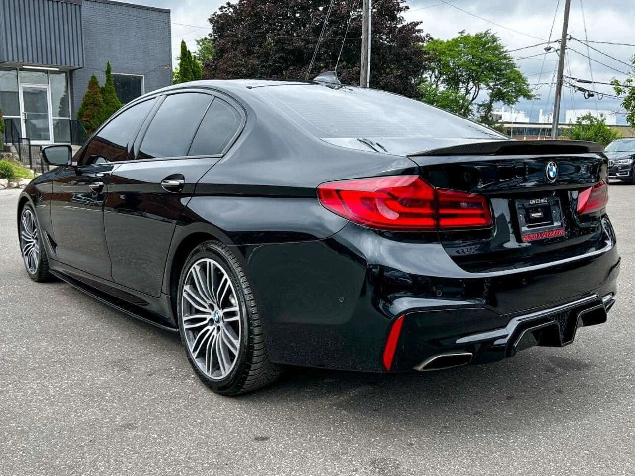 BMW 540 * 4dr Sdn 540i xDrive AWD * CARFAX * ЦЕНА ДО БГ, снимка 6 - Автомобили и джипове - 55080016