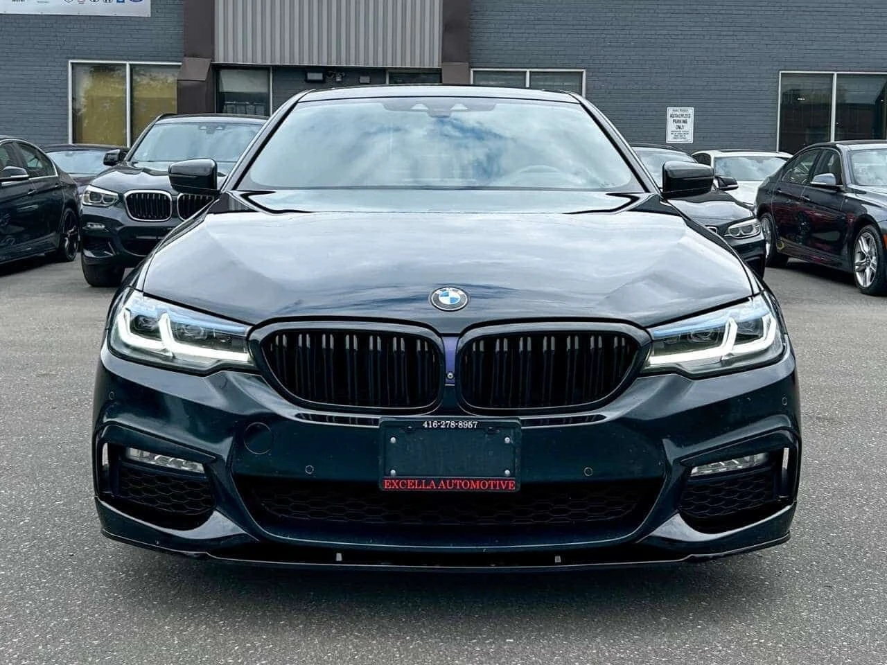 BMW 540 * 4dr Sdn 540i xDrive AWD * CARFAX * ЦЕНА ДО БГ, снимка 2 - Автомобили и джипове - 55080016