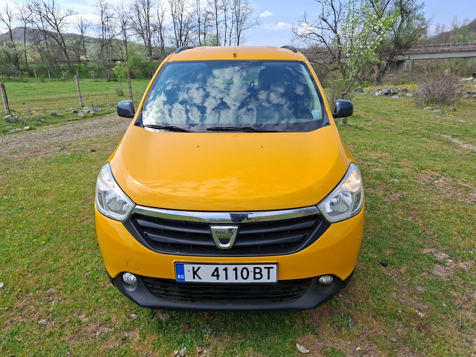 Dacia Lodgy, снимка 3 - Автомобили и джипове - 55268724