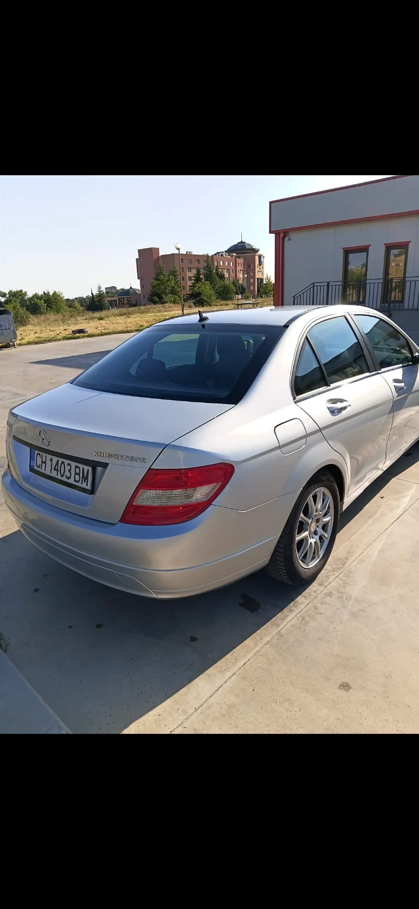 Mercedes-Benz C 180, снимка 4 - Автомобили и джипове - 55736672