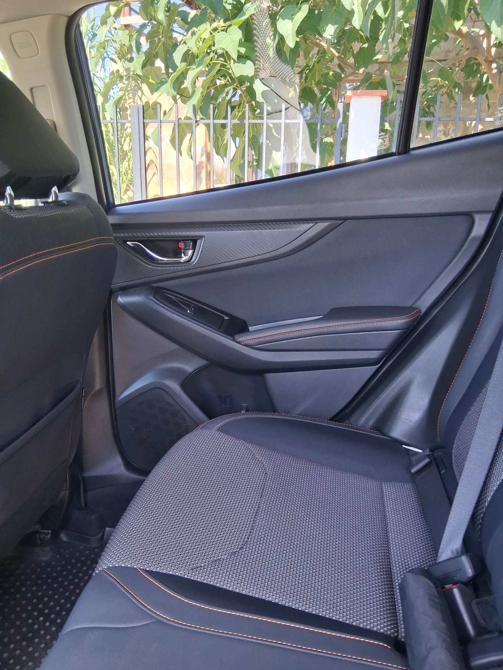 Subaru XV, снимка 9 - Автомобили и джипове - 55878429