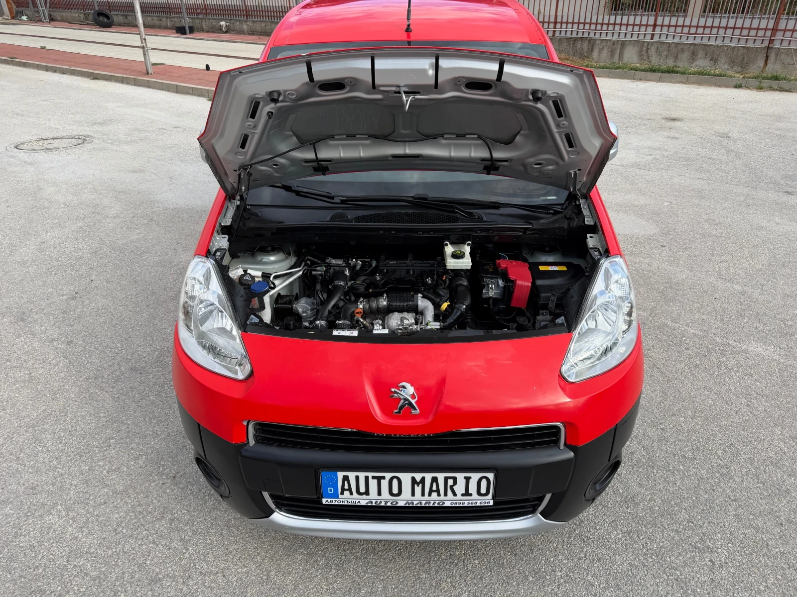Peugeot Partner 1.6HDI 92к.с. ЕВРО 5 FACE КЛИМА ГЕРМАНИЯ, снимка 16 - Автомобили и джипове - 56202247