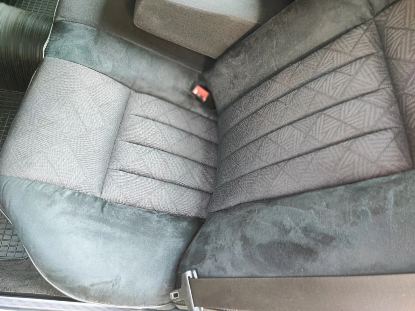 Mercedes-Benz 124 E250, снимка 7 - Автомобили и джипове - 56355483