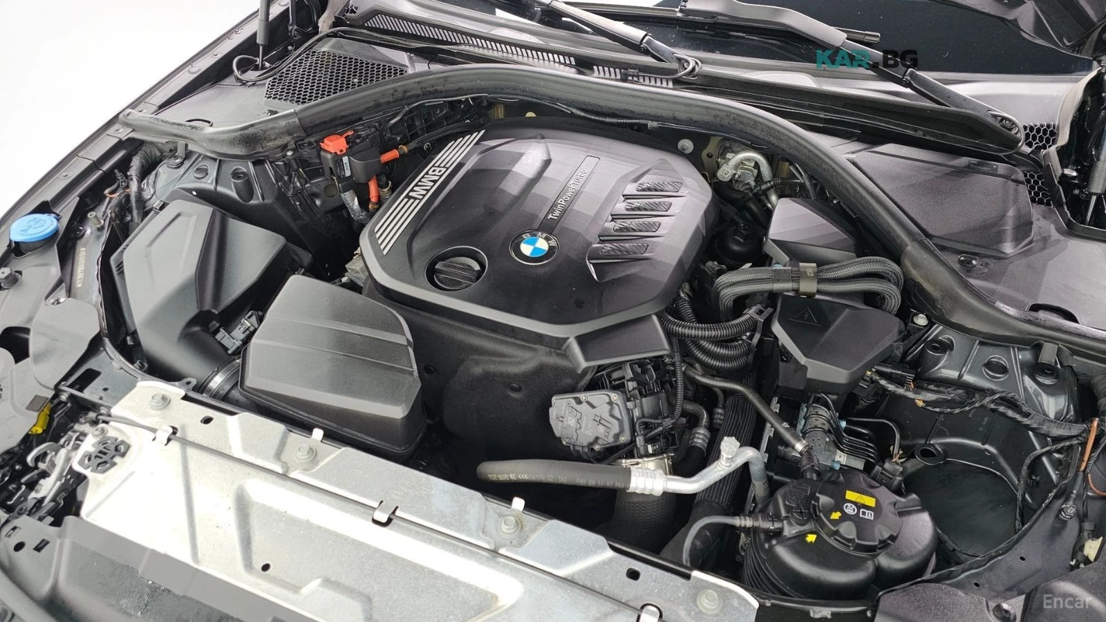 BMW 320 КОЖА* ПОДГРЕВ* ПАНО* НАВИ* КАМЕРИ, снимка 5 - Автомобили и джипове - 56638740