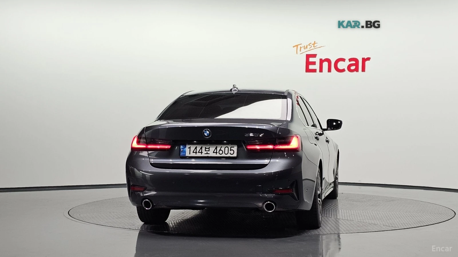 BMW 320 КОЖА* ПОДГРЕВ* ПАНО* НАВИ* КАМЕРИ, снимка 4 - Автомобили и джипове - 56638740