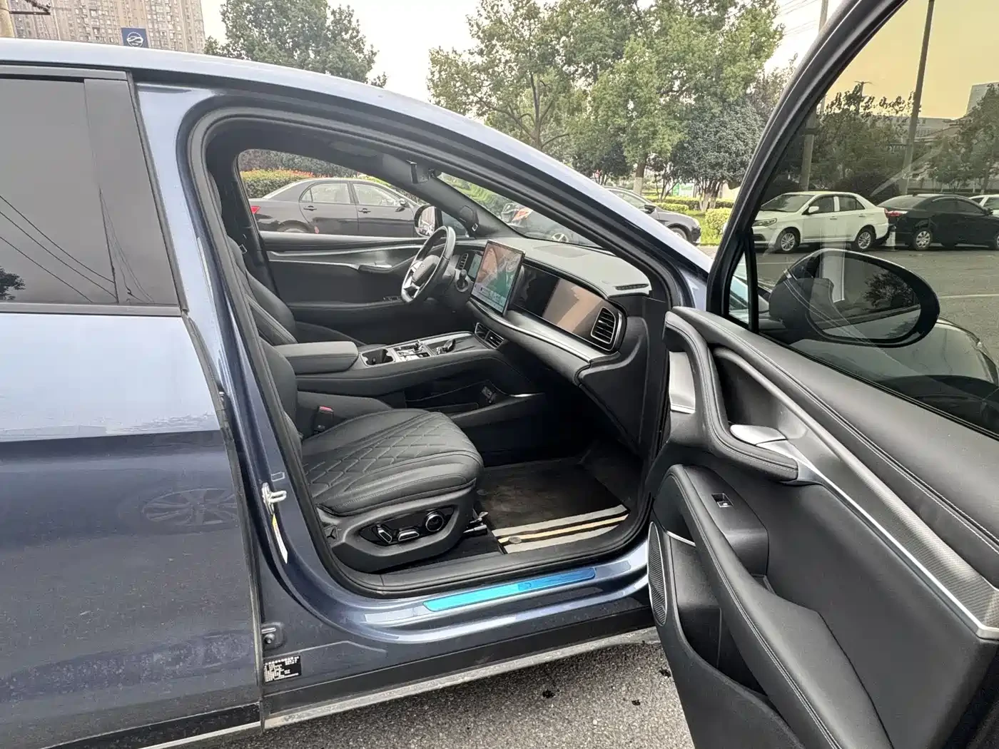 BYD Sealion 7 07 EV 2024 610 Long Range Edition, снимка 8 - Автомобили и джипове - 56640678