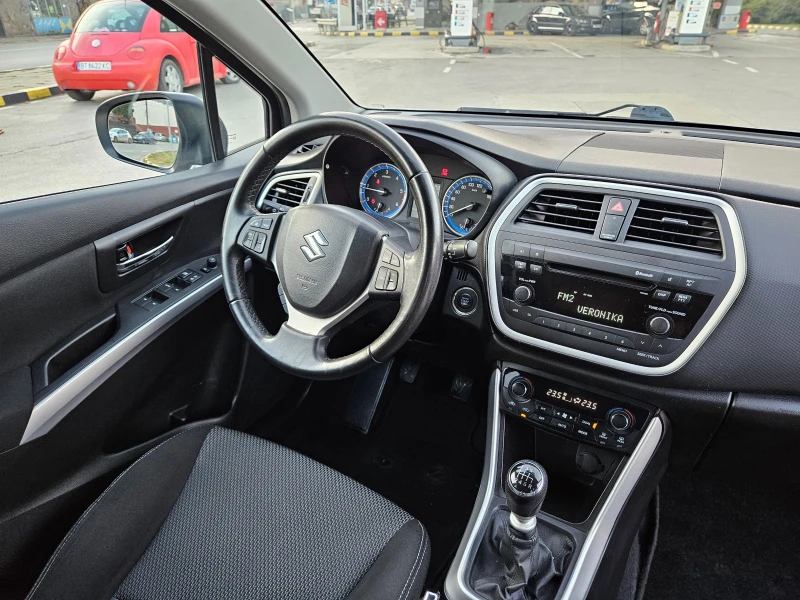 Suzuki SX4 S-Cross 1.6d KLIMATRONIK/6skorosti, снимка 11 - Автомобили и джипове - 50255189